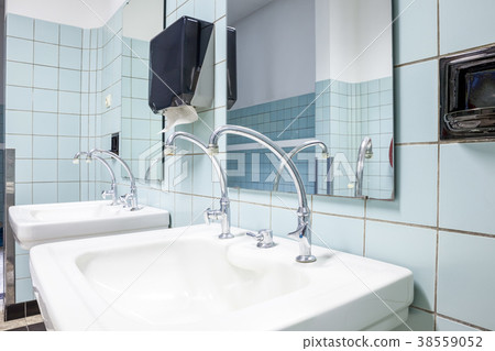 sink on the wall sink on the wall 38559052