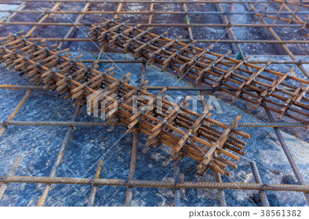 Design of reinforcement cage of reinforcement  38561382