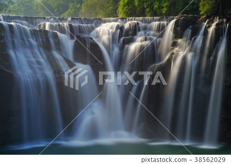 Sufficient waterfall 38562029
