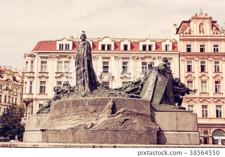 Jan Hus Memorial, Old Town Square, Prague, filter Jan Hus Memorial, Old Town Square, Prague, filter 38564550