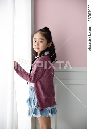 窗簾和兒童 38565035