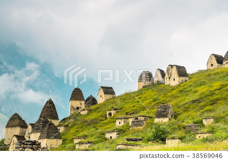 Ancient Alanian necropolis in North Ossetia 38569046