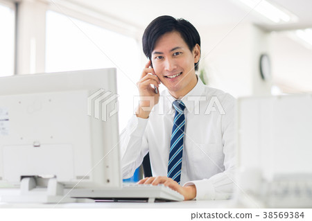 Businessman Businessman 38569384