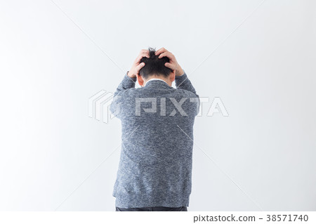 Senior man anxiety Senior man anxiety 38571740