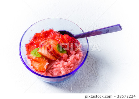 Typhoon ya Typhoon shaved ice Taiwan type of epidemic shaved ice 38572224