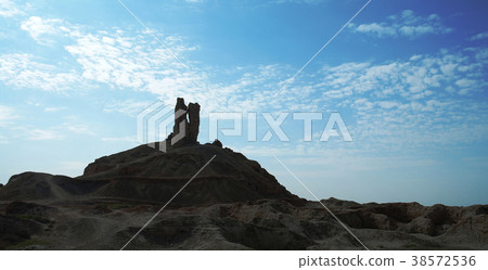 The mountain of Borsippa The mountain of Borsippa 38572536