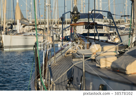 prow of a sailboat background blurred of other prow of a sailboat background blurred of other 38578102