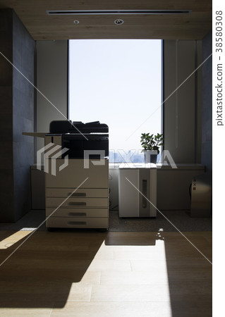 辦公室複印機和碎紙機 38580308