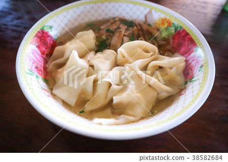 wonton soup or chinese noodle 38582684