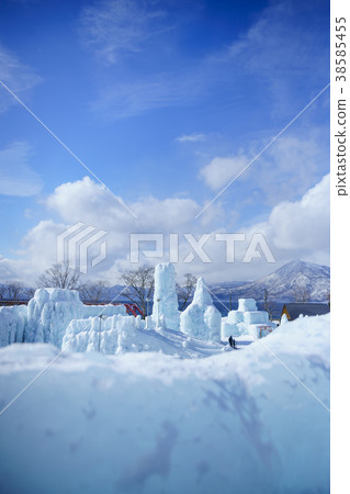 Lake Shikotsu Ice Festival 38585455