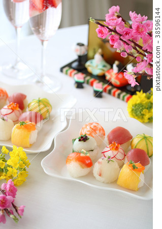 Hinamatsuri Temari Sushi 38596144