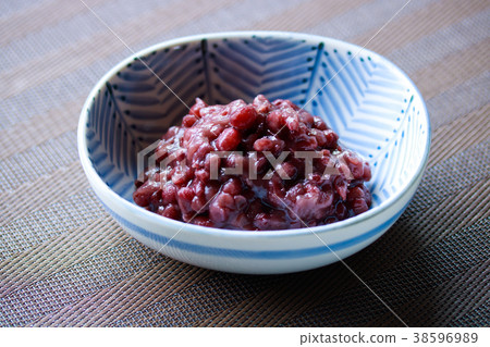 Azuki bean paste Azuki bean paste 38596989