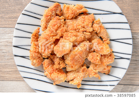 Taiwanese gourmet snacks salted chicken salty crispy chicken pepper salt and pepper crispy fried chicken home cooking blank left blank Fried Chic 38597085