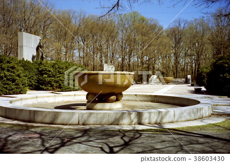 Washington view of Theodore Roosevelt Memorial1999 Washington view of Theodore Roosevelt Memorial1999 38603430