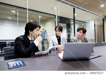 Office image executive creative meeting over glass coworking space Office image executive creative meeting over glass coworking space 38607627