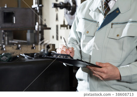 Manufacturing industry image 38608713