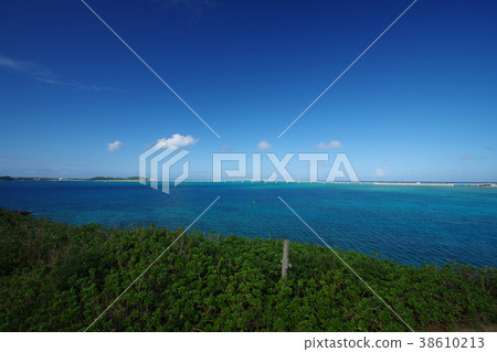 Ikeda Ohashi from the point of Nishihiraanzaki on Miyakojima Ikeda Ohashi from the point of Nishihiraanzaki on Miyakojima 38610213