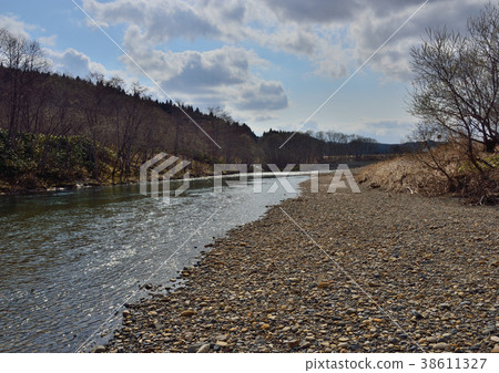 Landscape with river 38611327