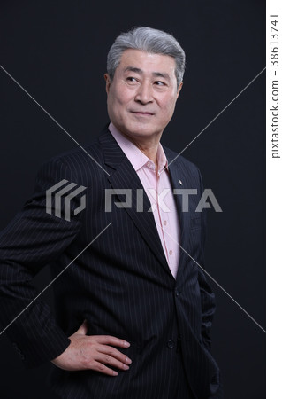Oriental man's face Expression, senior, middle-aged, elderly, close-up, health Oriental man's face Expression, senior, middle-aged, elderly, close-up, health 38613741