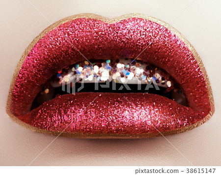 Beauty, cosmetics and makeup. Perfect make up 38615147