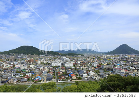 View the Iinosan (Iki Fuji) area from Marugame Park 38615588