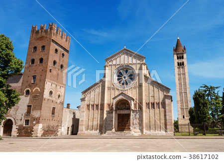 Basilica of San Zeno - Verona Italy Basilica of San Zeno - Verona Italy 38617102