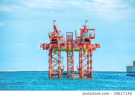 Oil drilling platform offshore Oil drilling platform offshore 38617148