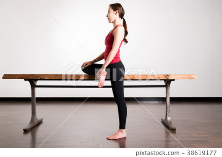 yoga yoga 38619177