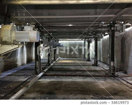 Mechanical parking lot 38619973