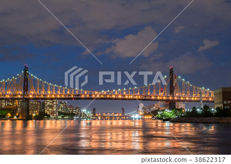 Queensboro bridge from Long Island City Queensboro bridge from Long Island City 38622317