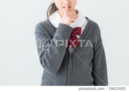 Girls wearing uniforms 38633005