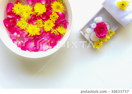 Spa treatment and product for female feet and mani Spa treatment and product for female feet and mani 38633737