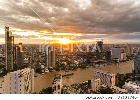 Aerial view over Bangkok modern office building 38633740