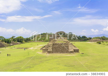 Monte Alban ruins on the outskirts of Oaxaca Monte Alban ruins on the outskirts of Oaxaca 38634901