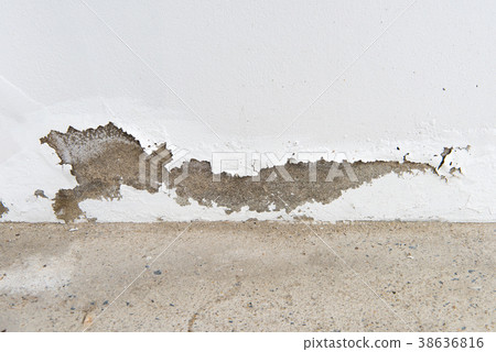 old cracked damaged plaster wall background. old cracked damaged plaster wall background. 38636816