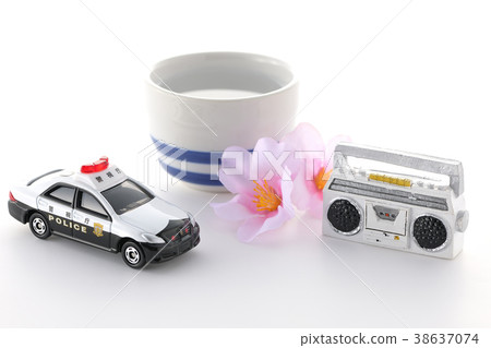 Nuisances Nuisances 38637074