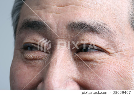 亞洲人的表情,資深,中年,老人,特寫鏡頭,笑,微笑,幸福,健康 亞洲人的表情,資深,中年,老人,特寫鏡頭,笑,微笑,幸福,健康 38639467