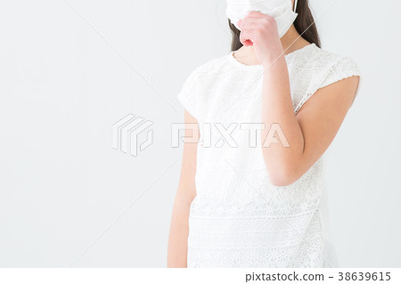 戴著面具的女孩 戴著面具的女孩 38639615