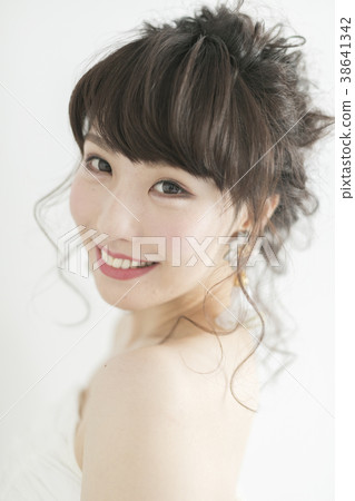 Bride 38641342