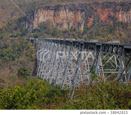 Goteik viaduct in Nawnghkio, Myanmar 38642815