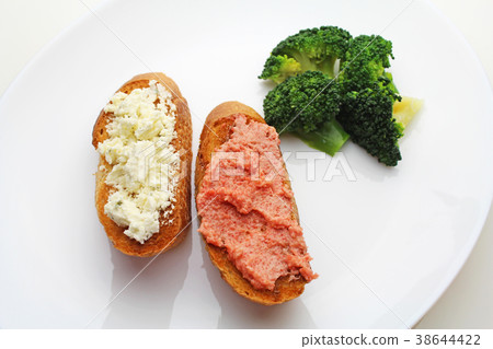 French bread open sand 38644422