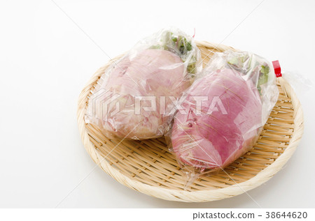 Red Crimson Radish Red Crimson Radish 38644620