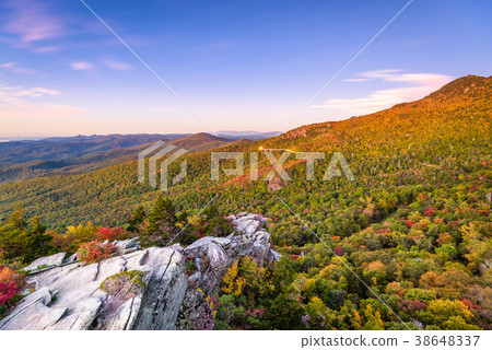 Blue Ridge Mountains Blue Ridge Mountains 38648337