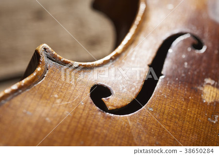 close up of an old beautiful violin 38650284