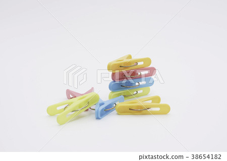 Clothespins 38654182
