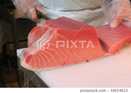 Tuna Tuna 38654623