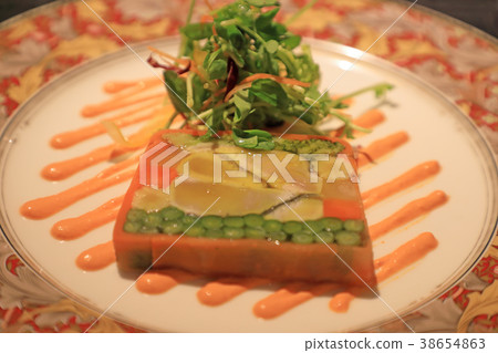 Cold potato and vegetable hors d'oeuvres Cold potato and vegetable hors d'oeuvres 38654863