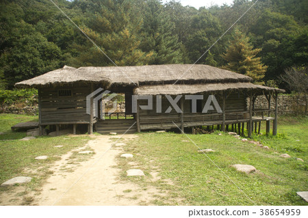 Mungyeongsaejae, Mungyeong-si, Gyeongbuk Mungyeongsaejae, Mungyeong-si, Gyeongbuk 38654959
