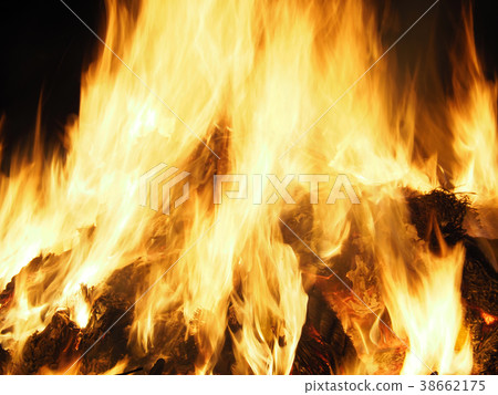 篝火起來 38662175