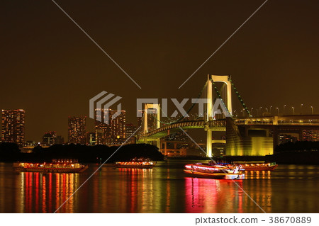 Rainbow bridge of light up 38670889